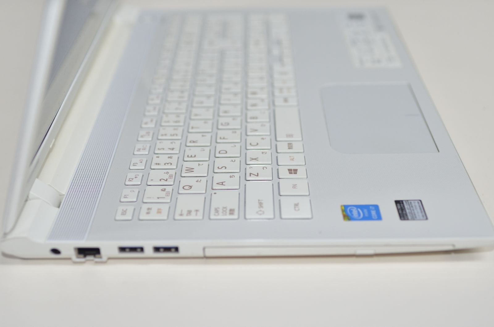 東芝 ノートパソコン windows11 i7 8GB SSD512GB カメラ 東芝