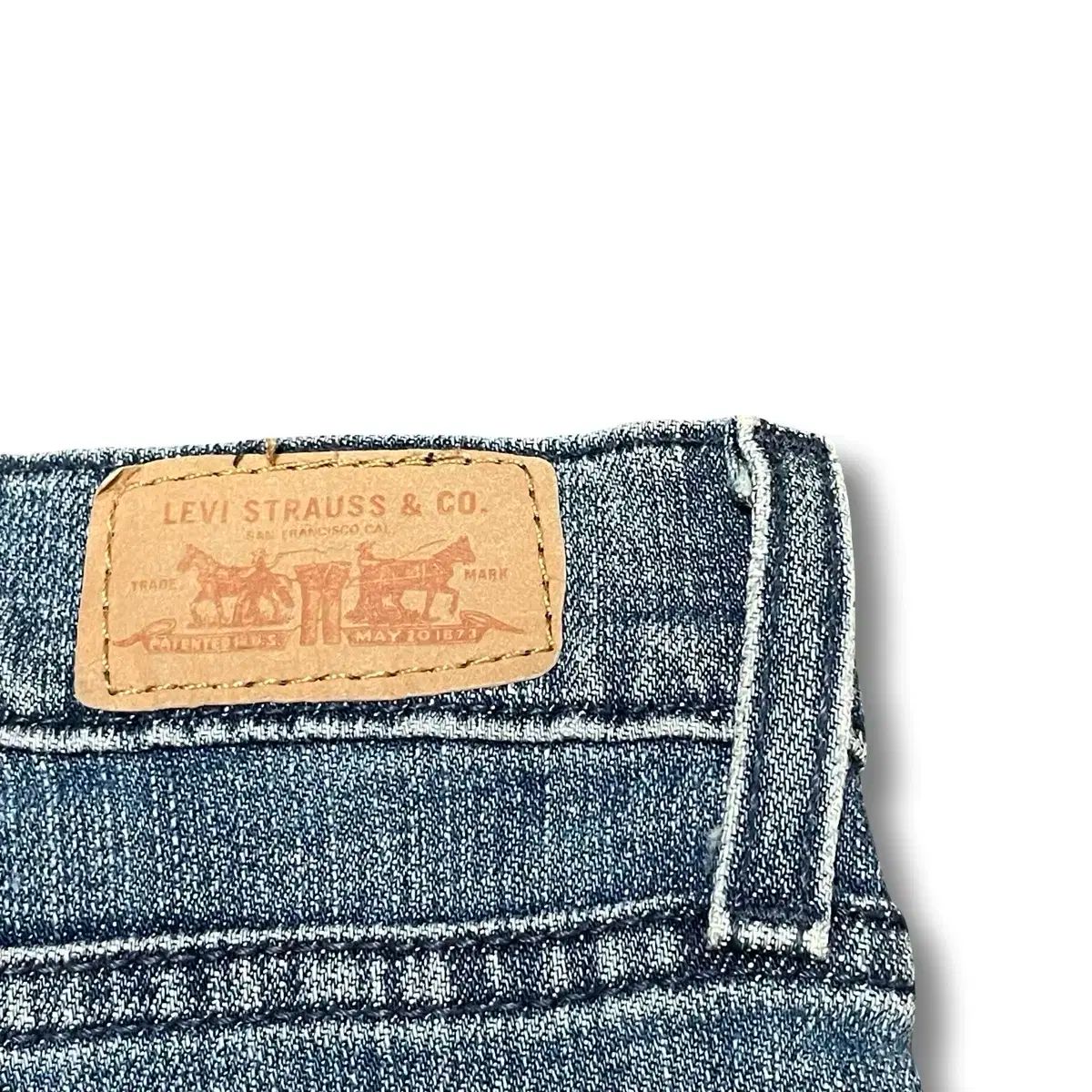 36 リーバイス515 ブーツカット デニムパンツ