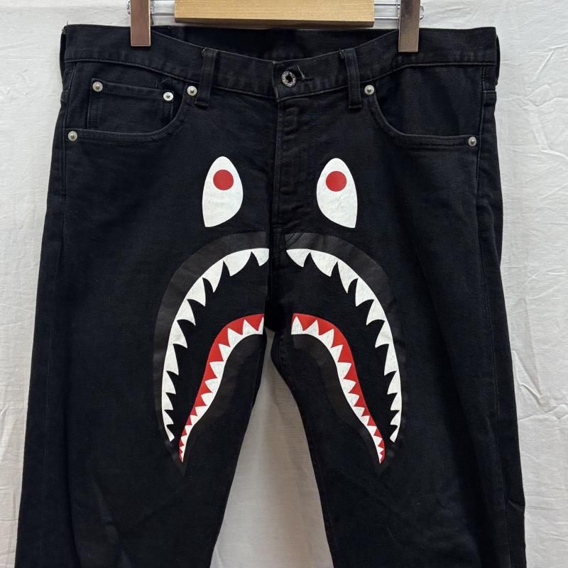 アベイシングエイプ シャーク プリント ブラック デニム ストレッチ スキニー パンツ メンズ L ISItems 古着