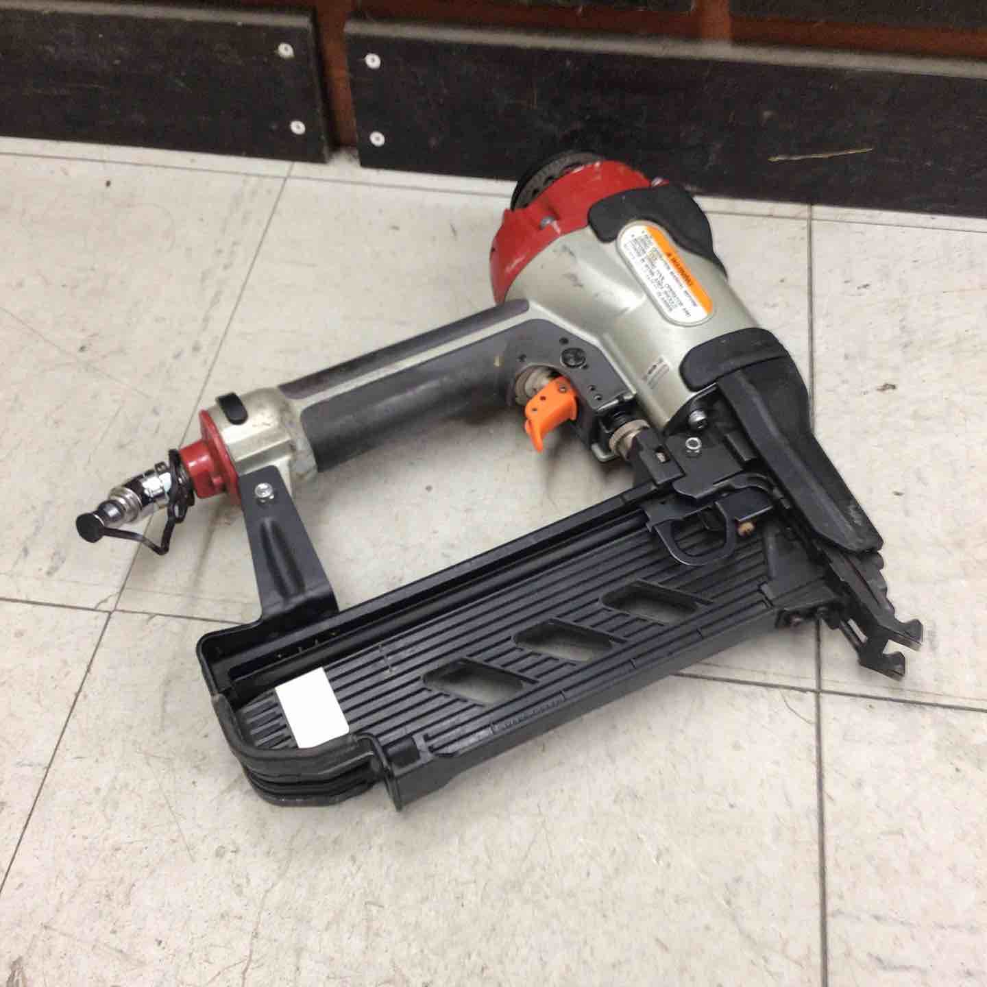 957Tフロア 鴻巣店