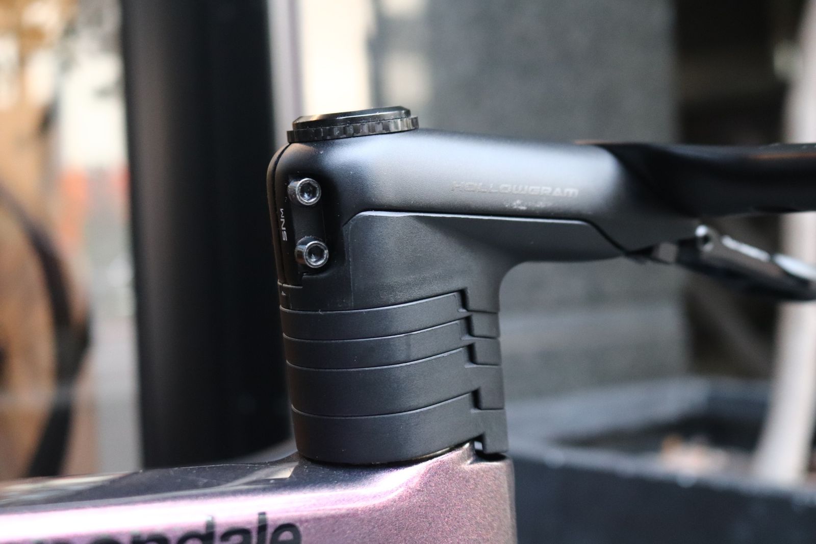 スーパーシックス