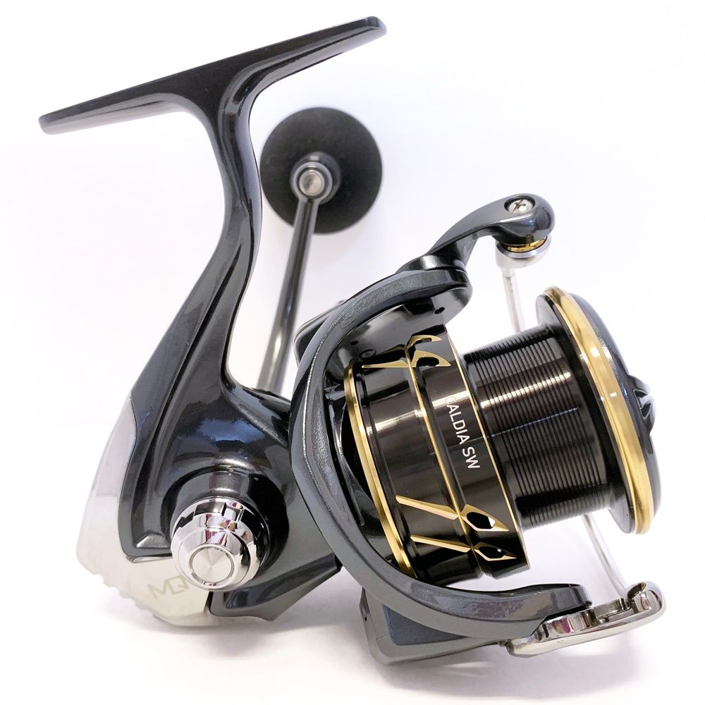 加古川店 Daiwa ダイワ リール 22カルディアSW 4000-CXH スピニングリール 86
