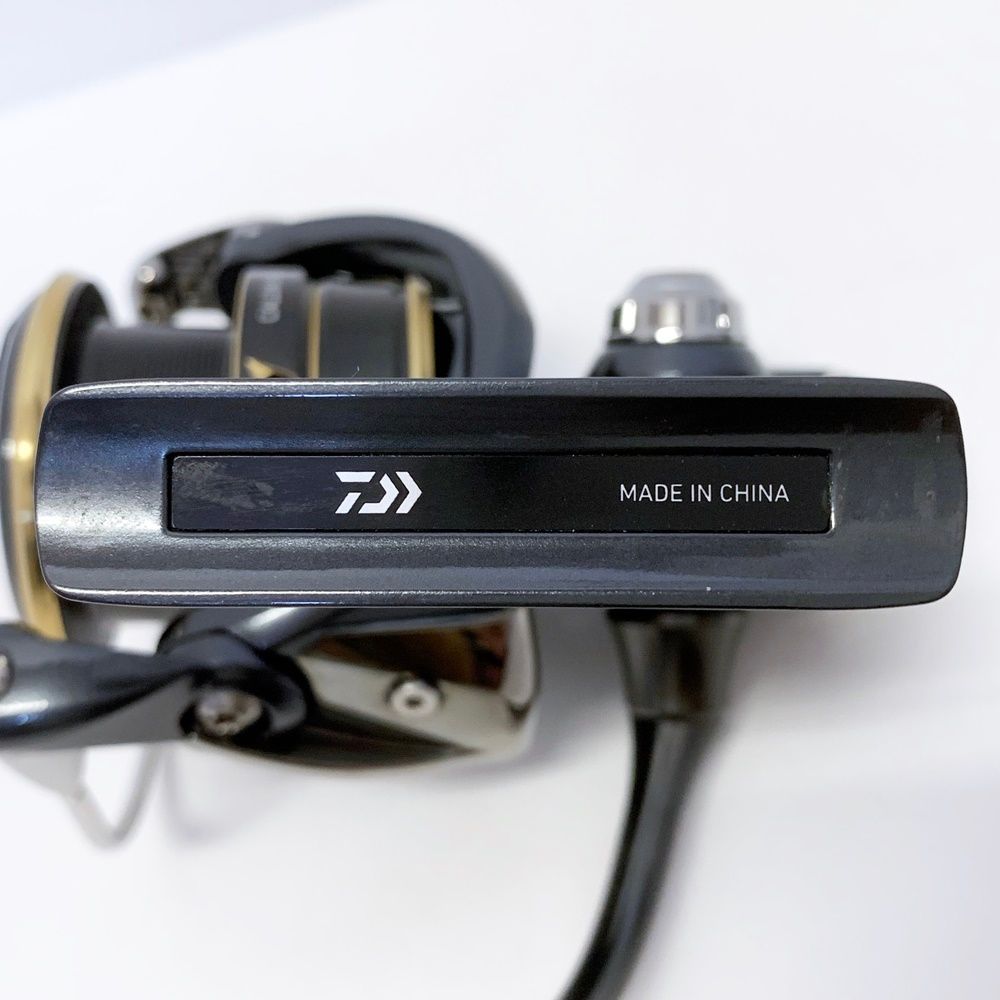  Daiwa ダイワ リール 22カルディアSW 4000 CXH スピニングリール 86 スピニングリール リール