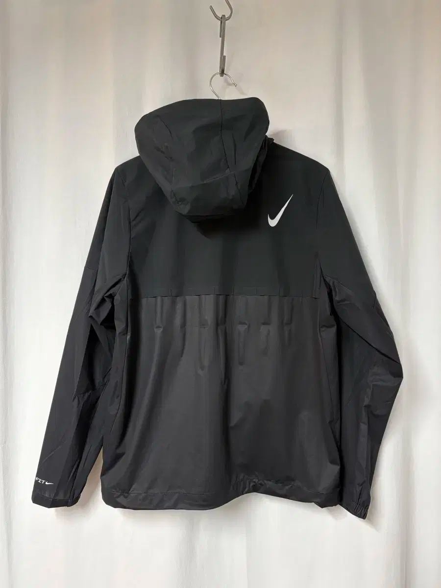 ナイキ エアロスイフト 25aw ストームフィット エアロガミ ランニング