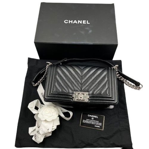 CHANEL シャネル ボーイシャネル キャビアスキン シェブロン Vステッチ