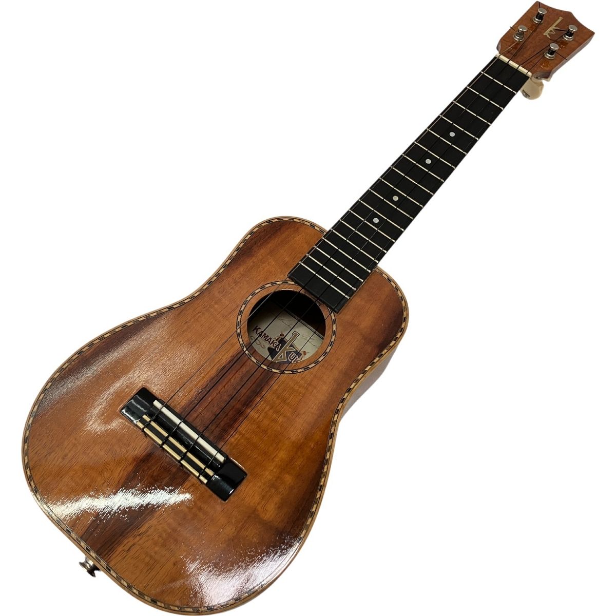 KAMAKA HB 2 D ウクレレ 2005年製 カマカ ピックアップ付き ケース付き 弦楽器