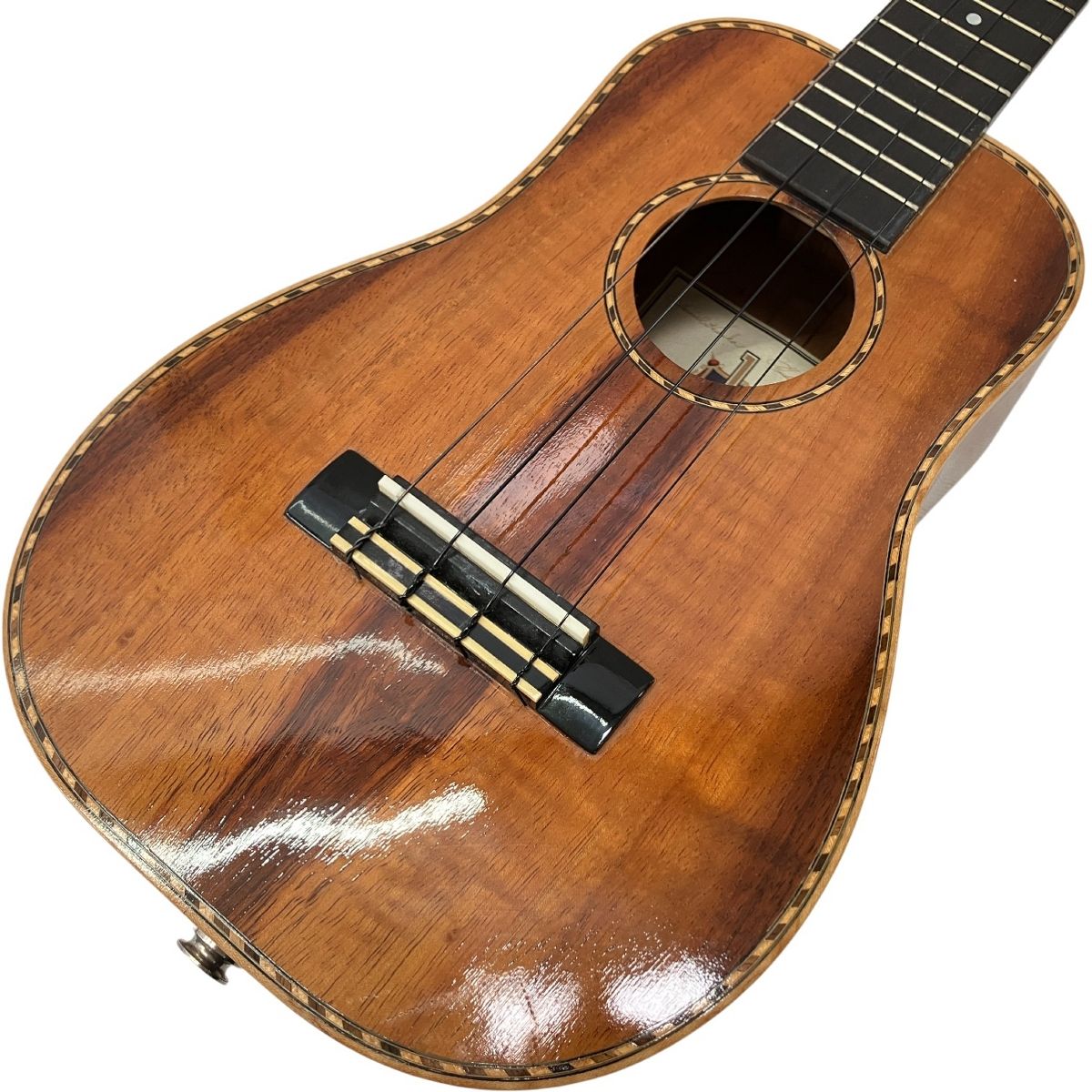 KAMAKA HB-2D ウクレレ 2005年製 カマカ ピックアップ付き ケース付き 弦楽器 H10574133 WWW_TRAVELLANDINDIA_COM