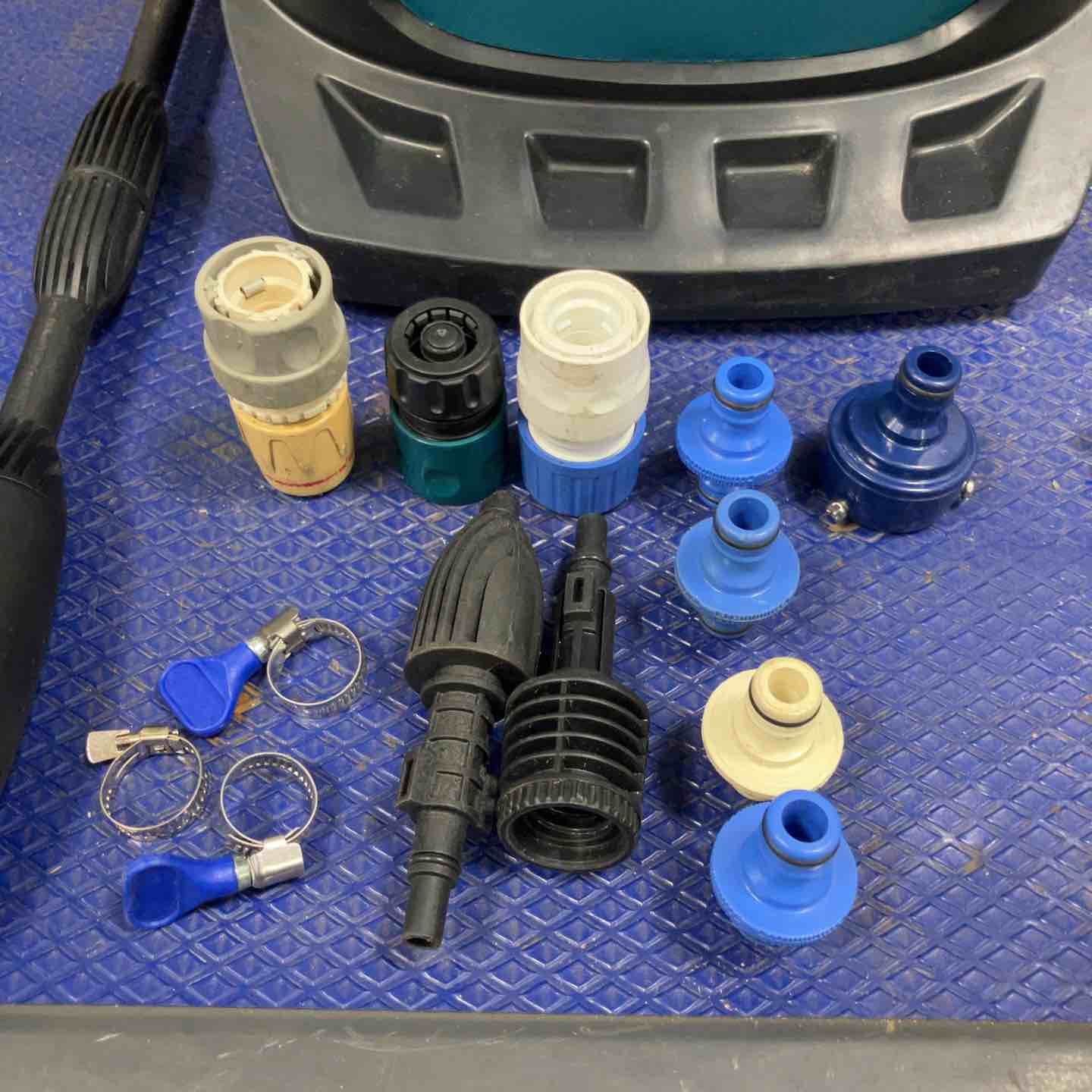 絶対にお買得!  マキタ makita 高圧洗浄機 MHW0800 草加店