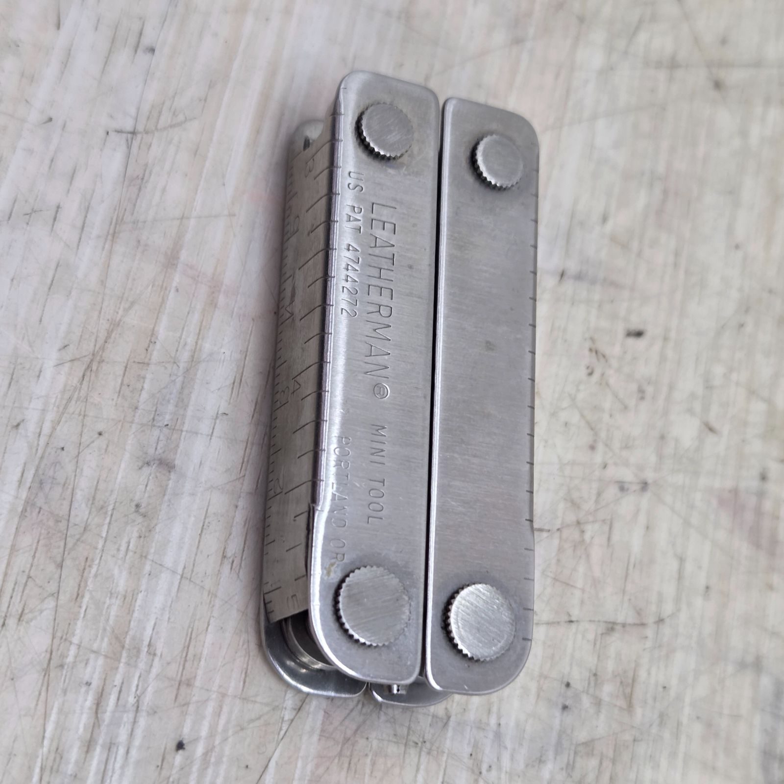  10 S99499 EATHERMAN MINI TOOL レザーマン ミニツール アウトドア サバイバル ミニタリー クッション ナイフ ツール アウトドア