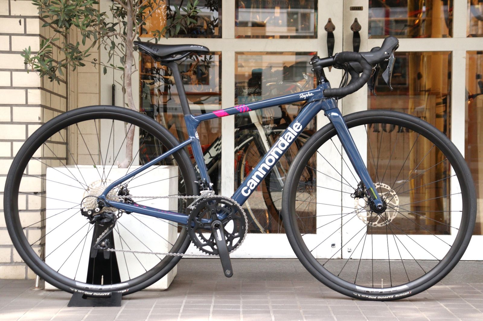 キャノンデール Cannondale キャド CAAD 13 DISC ラファ Rapha 2021モデル 44サイズ シマノ 105 R7020 MIX 11S アルミ ロードバイク 横浜店