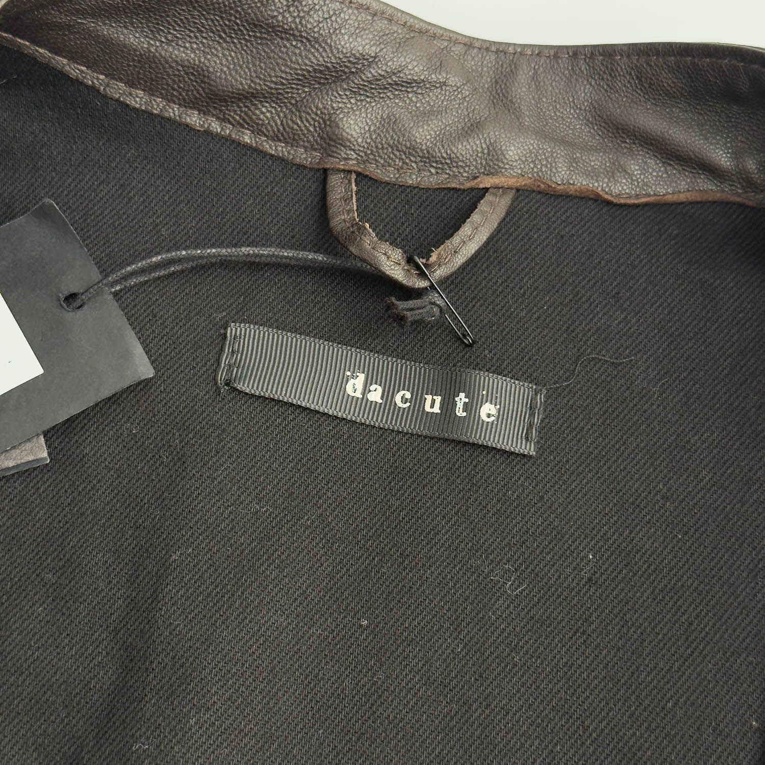 未使用 dacute ダクテ イタリア製 シープ レザージャケット 52 未使用 dacute ダクテ イタリア製 シープ レザージャケット 52 2025年