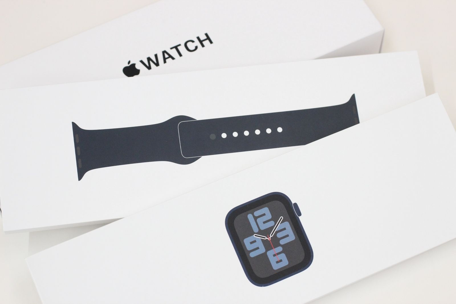 Apple watch SE2 40mm ミッドナイト アルミケース GPSモデル MXE93J A スポーツバンド アップルウォッチ