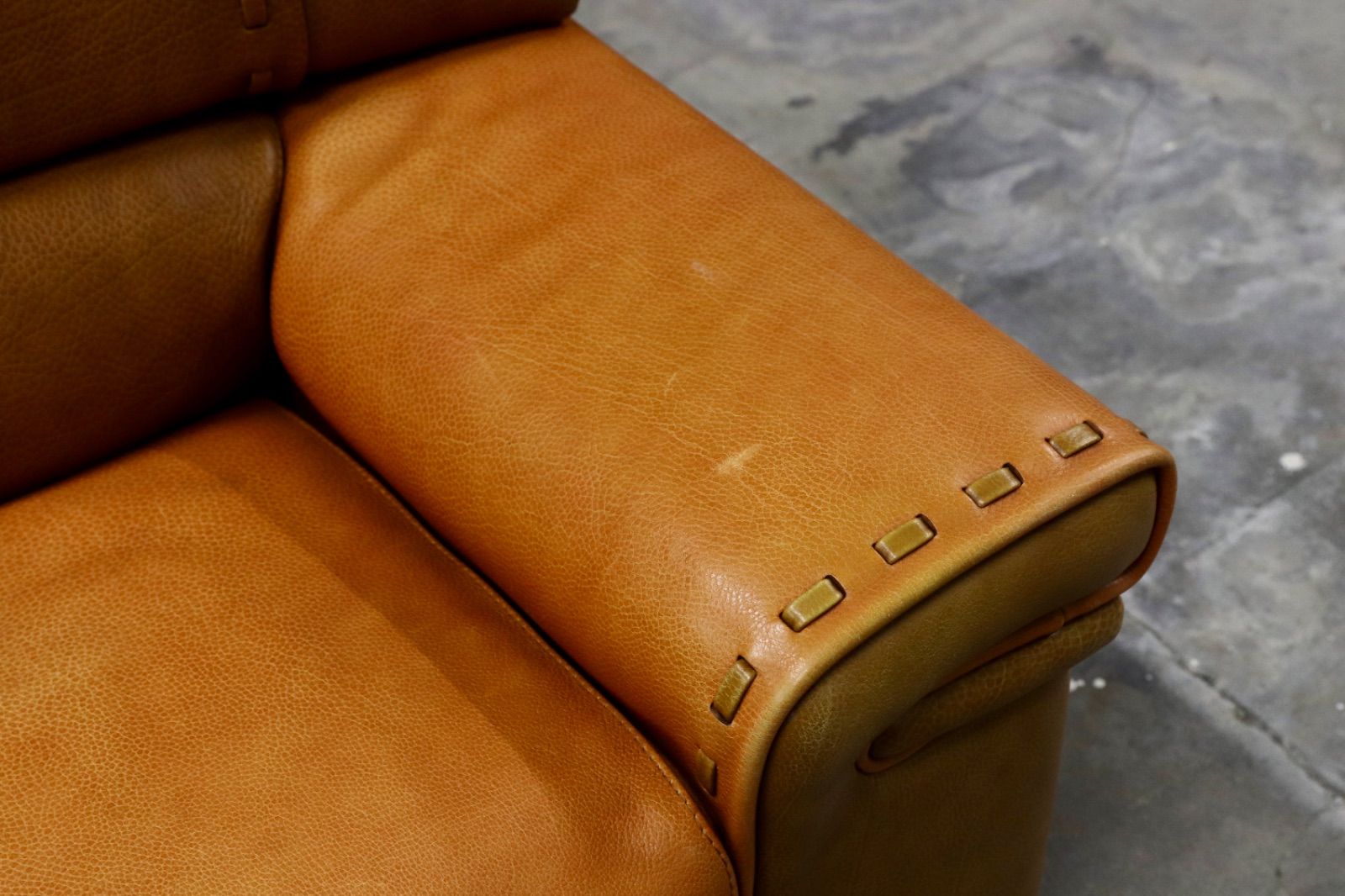 ラグジュアリー シングルソファ