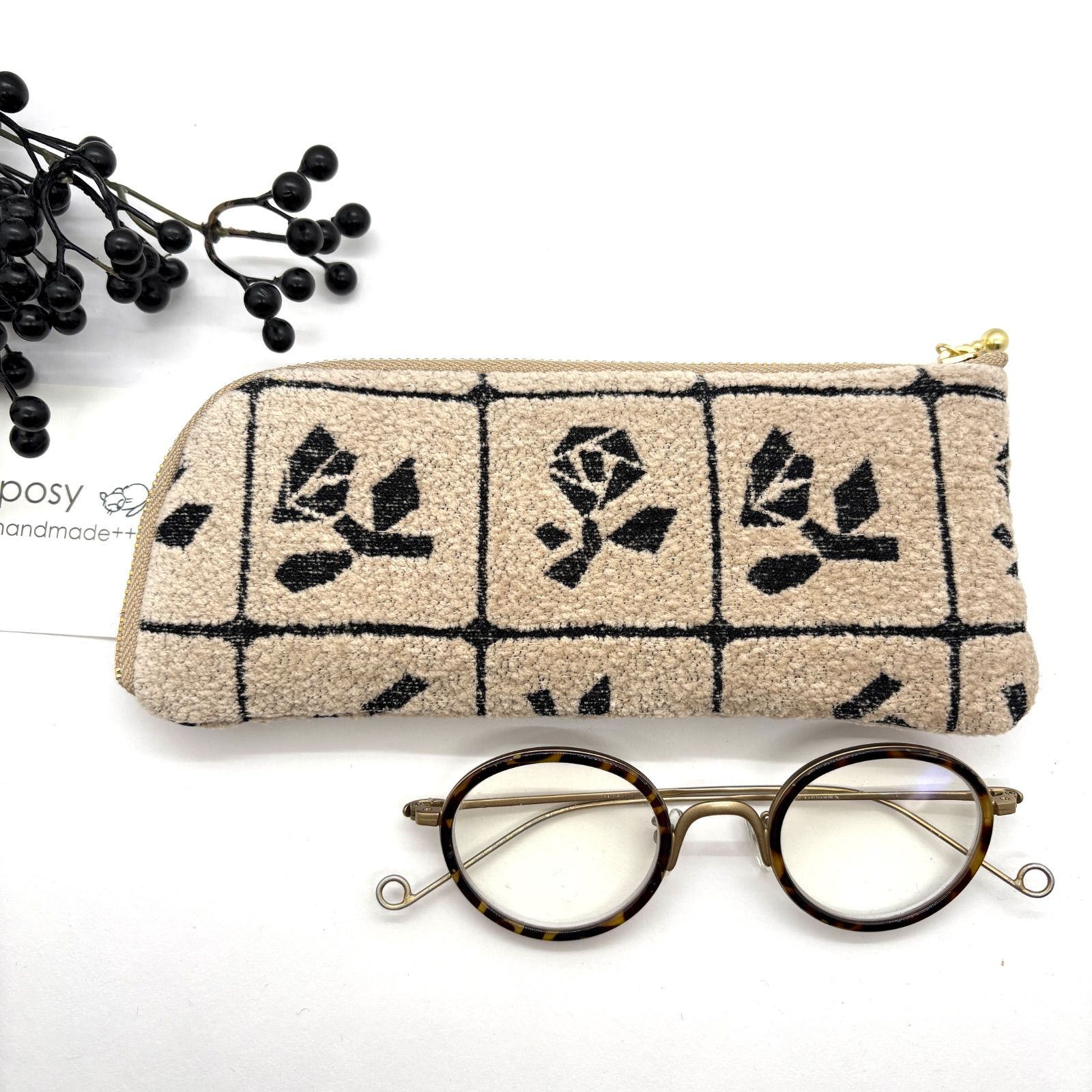 ハンドメイド ミナペルホネン L字形 メガネケース Lulu ベージュ
