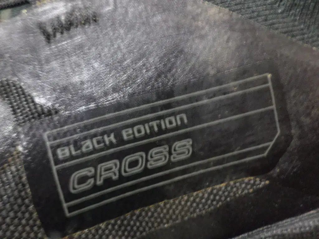 トレッキングシューズ