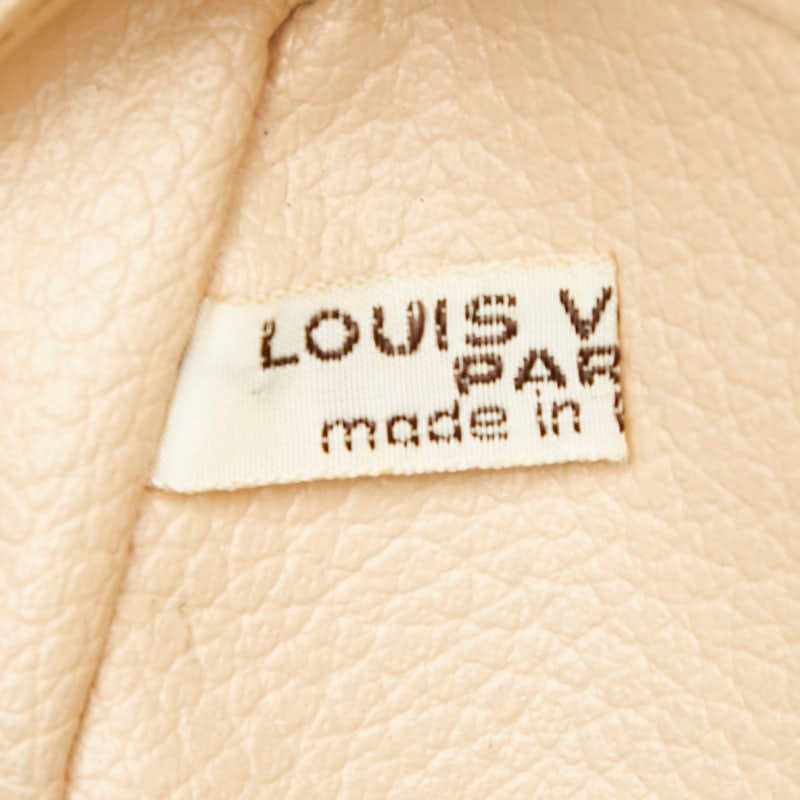 クラッチバッグ M47522