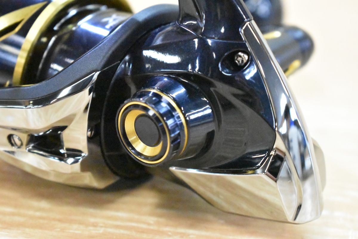 スピニングリール