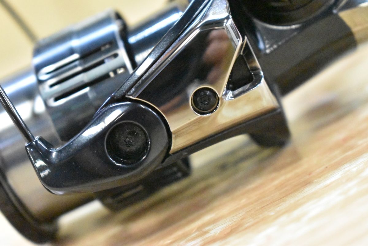 シマノ 19 ヴァンキッシュ SHIMANO VANQUISH スピニングリール ライトソルト エギング ロックフィッシュ ブラックバス