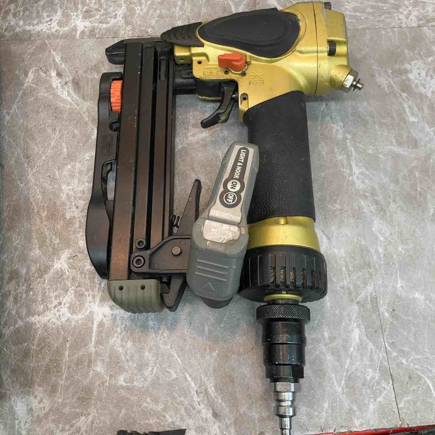 ハイコーキ HIKOKI 旧 日立工機 高圧エアタッカ N2504HM 越谷店