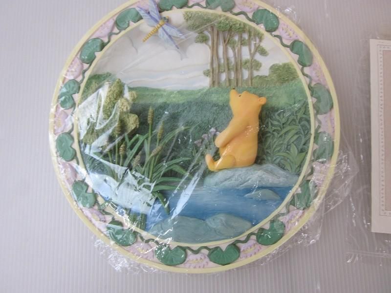 品 ディズニー くまのプーさん レリーフプレート 3D 飾り皿 絵皿 フィギュア クラシックプー WWW_IBETON_RU