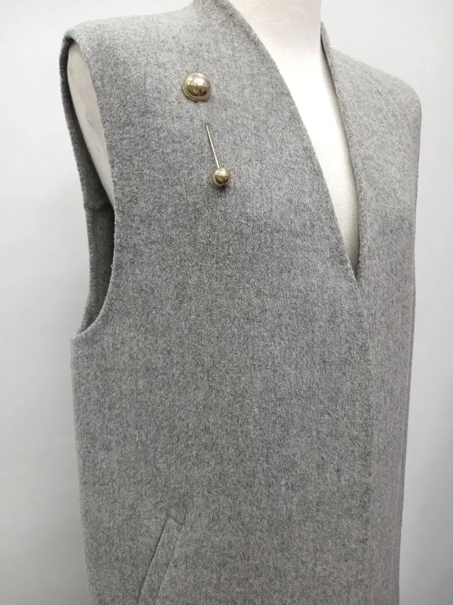 モジョエスピン モウール混 ロングベスト 55表記ですが66着用