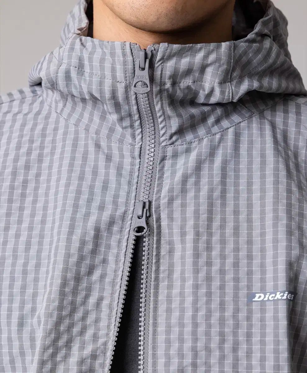 ディッキーズ グリッド チェック ライト ウィンドブレーカー