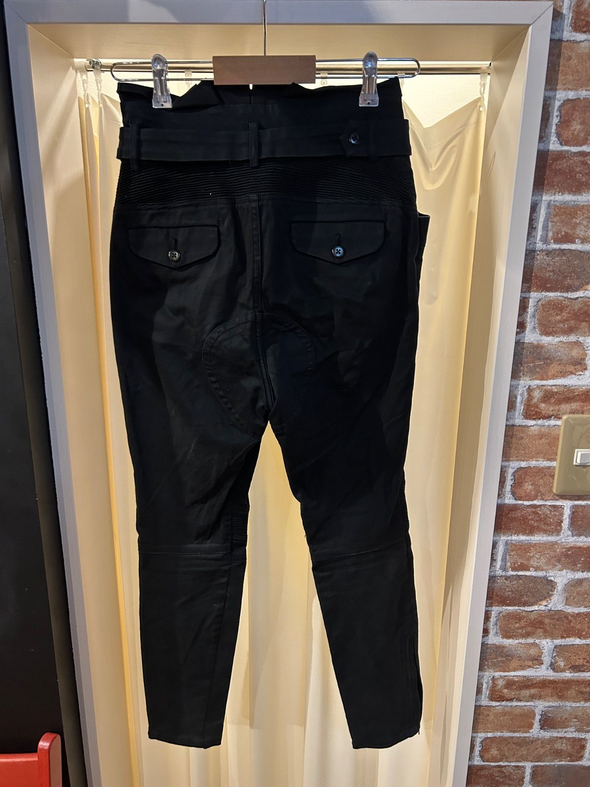 マメ クロゴウチ Mame Kurogouchi ラバーエンブロイダリー ジョッパーズパンツ ブラック 綿パンツ サイズ2 A-1490