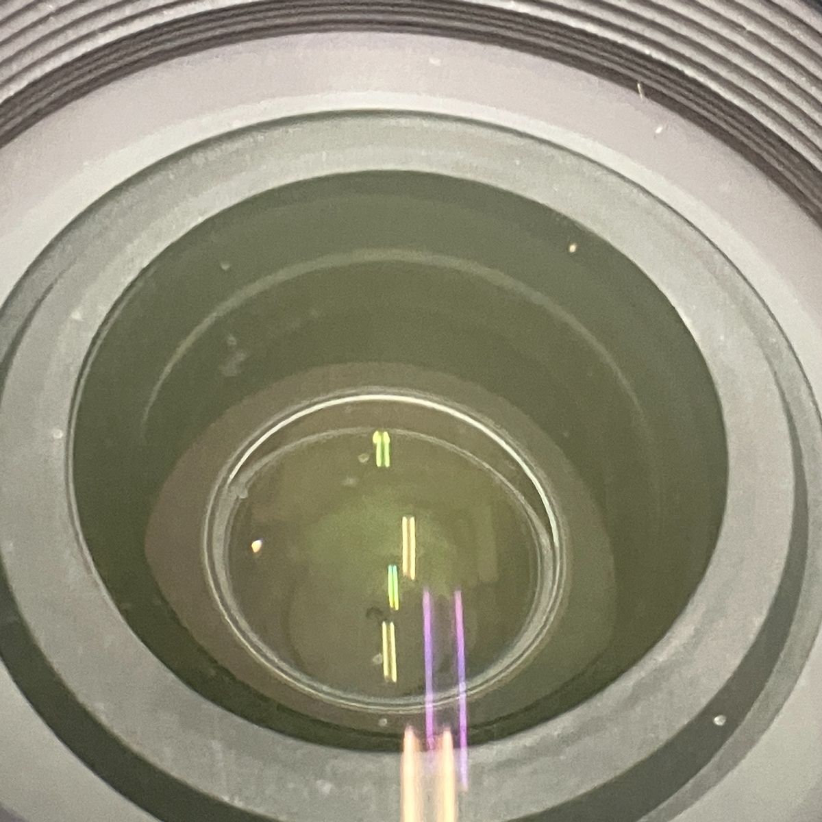 タムロン ズームレンズ