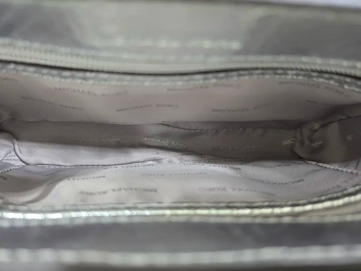 マイケルコース スローン チェーン ショルダーバッグ クロスボディバッグ シルバー DECORATOM_COM_BR