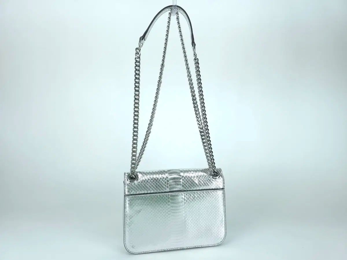 チェーン ショルダーバッグ