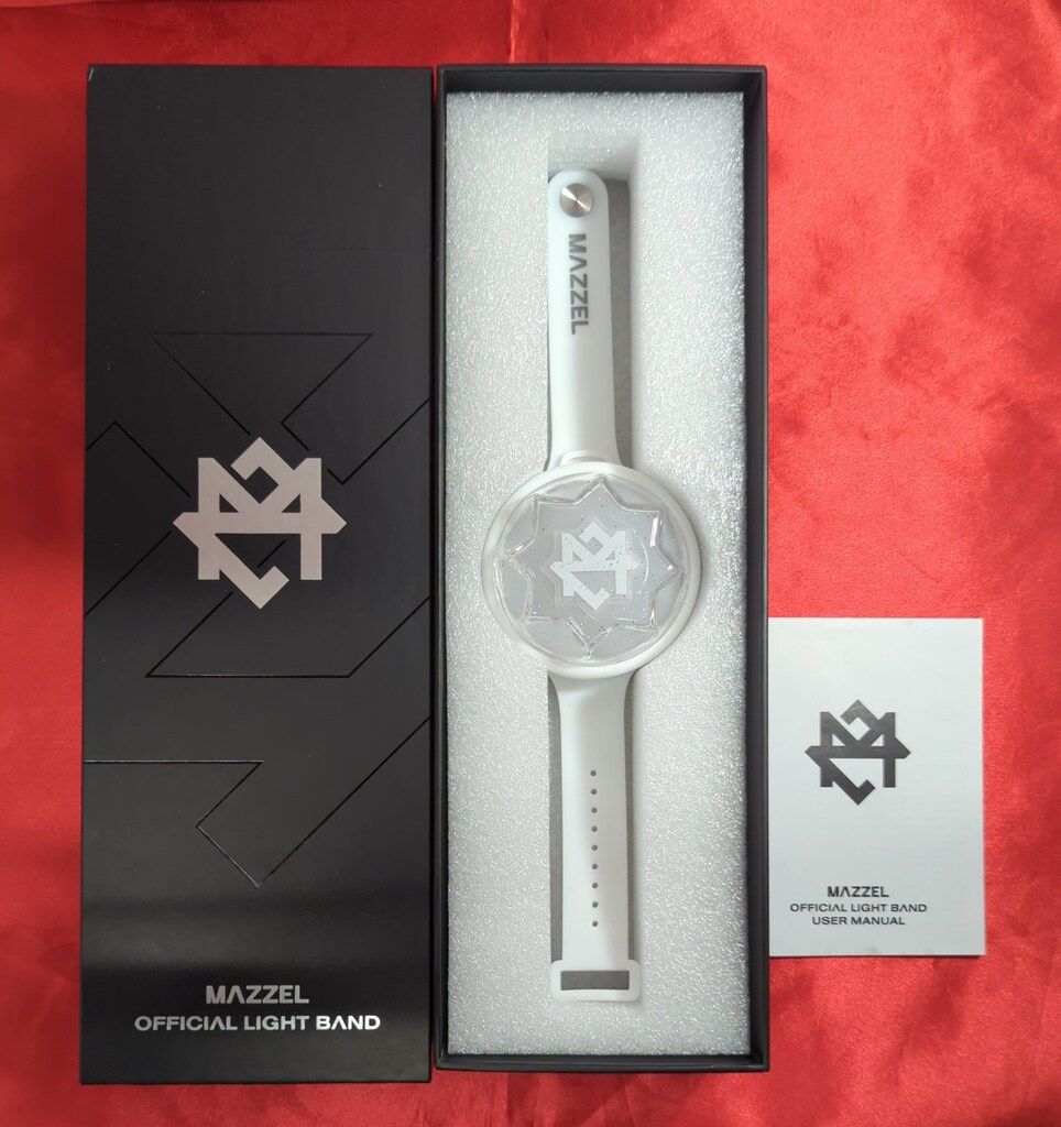 タレントグッズ MAZZEL OFFICIAL LIGHT BAND ライトバンド ペンライト