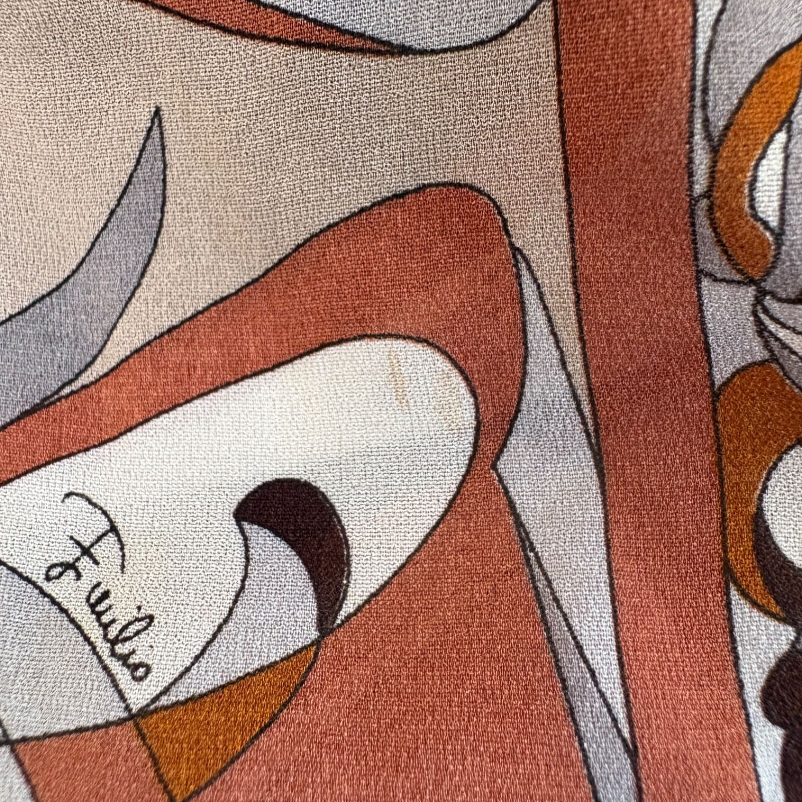 エミリオプッチ ブラウス ヴィンテージ シルク ハイネック