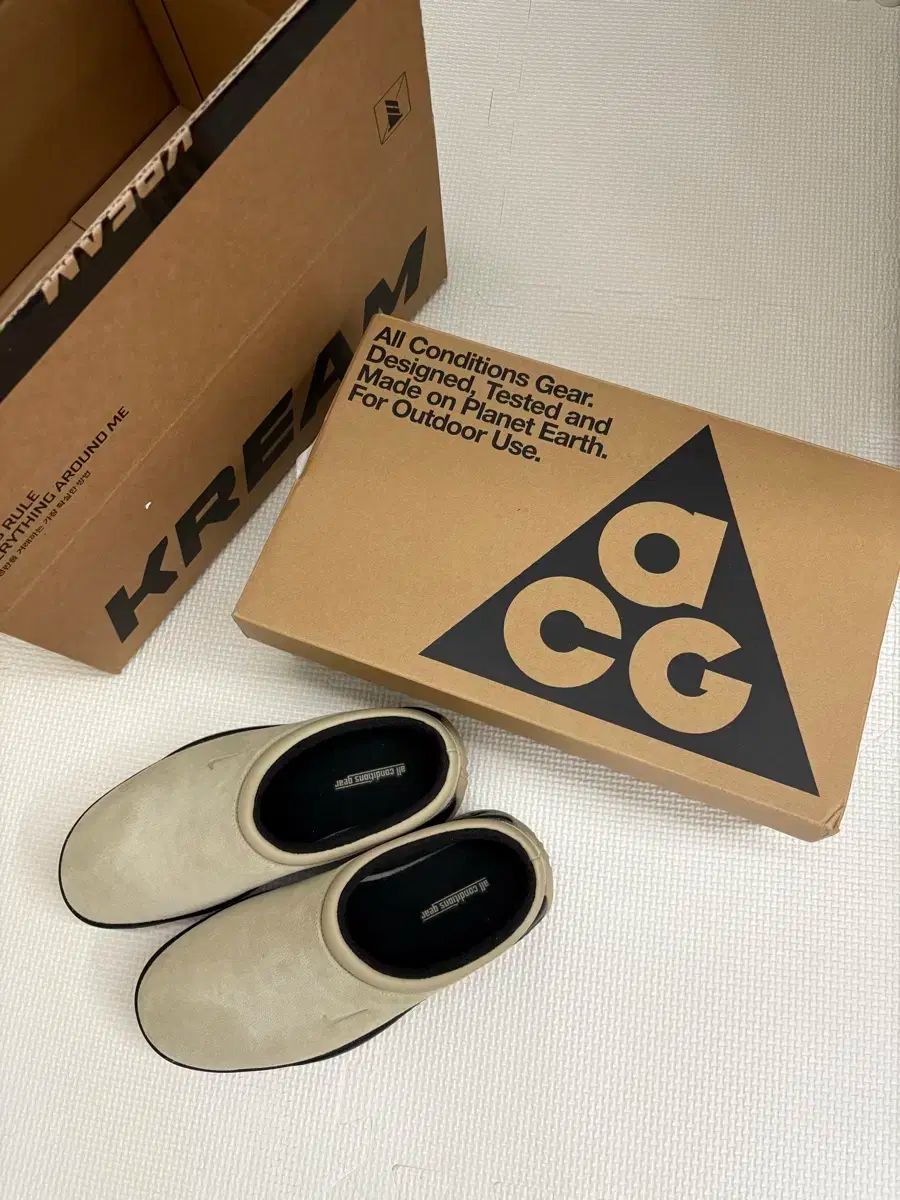 NIKE ACG ルーファー ライムストーン アンド ブラック 235 US5