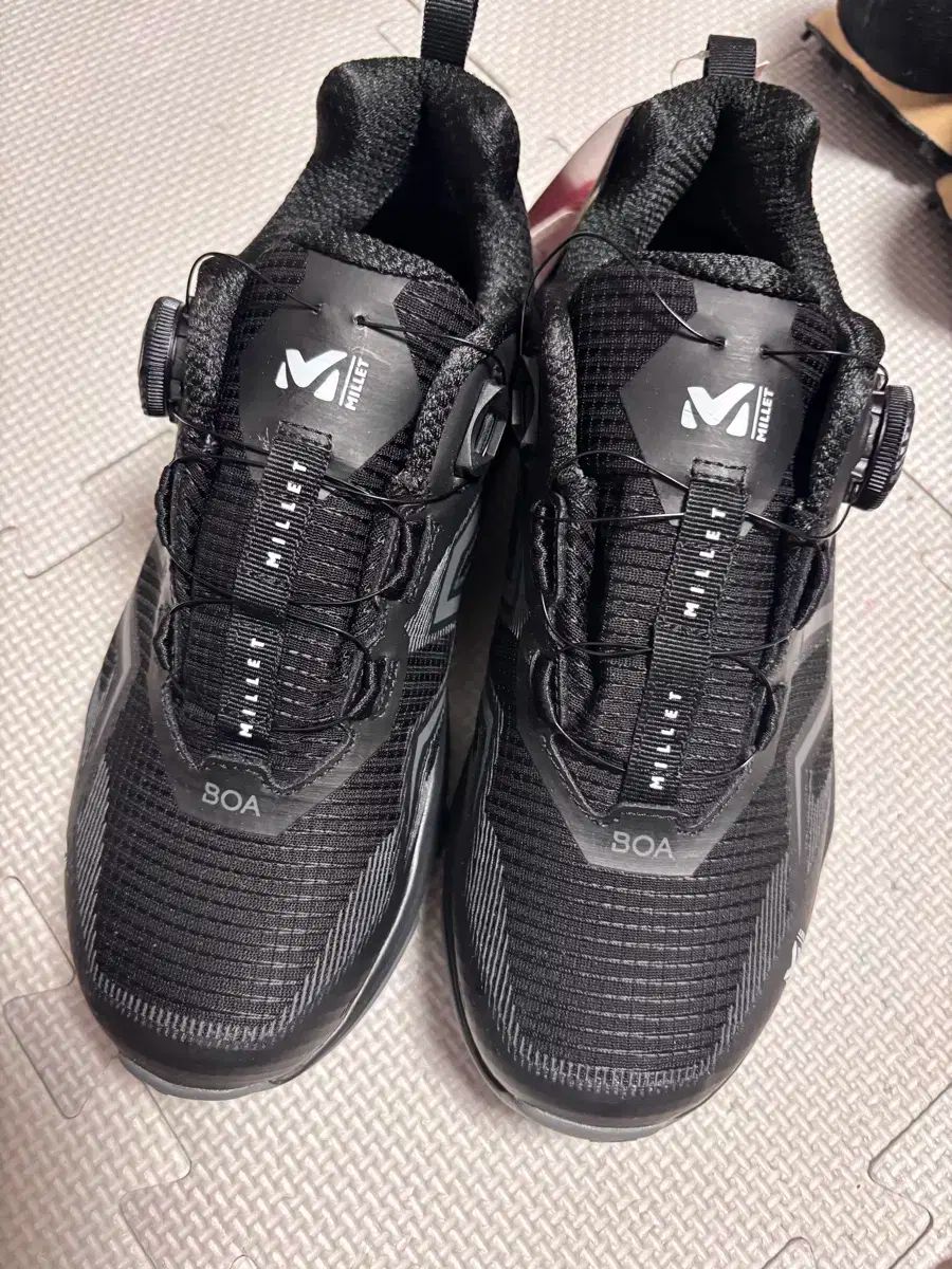 トレッキングシューズ 250サイズ