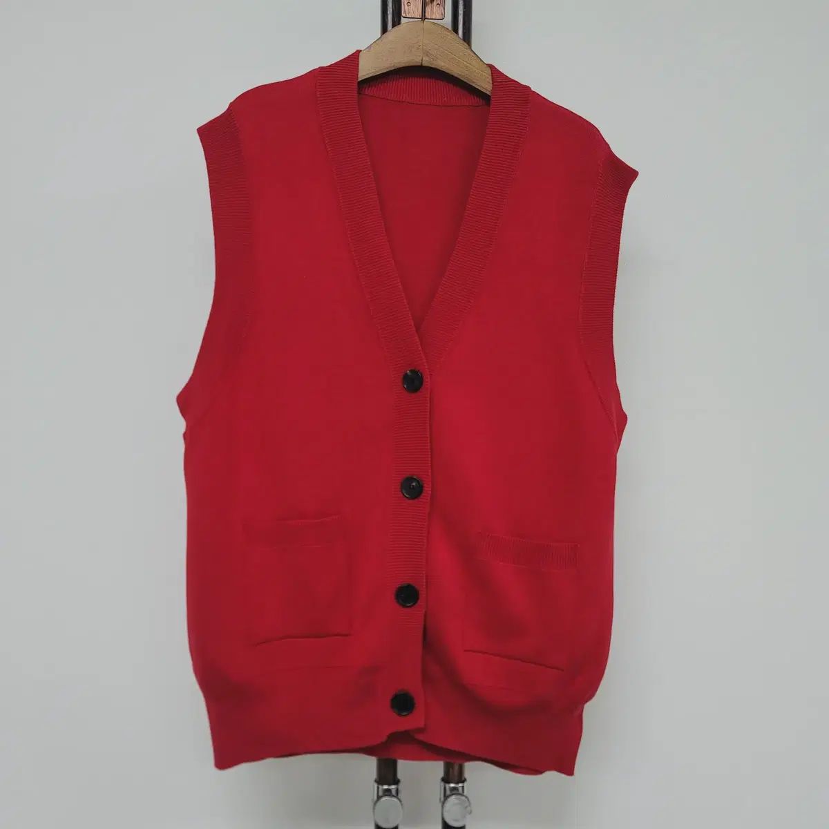 オル ORR シルクブレンド Vネックベスト - レッド F