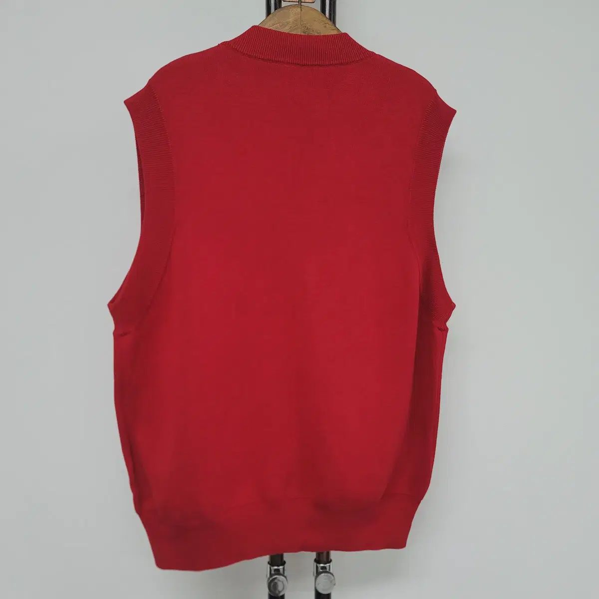 オル ORR シルクブレンド Vネックベスト - レッド F