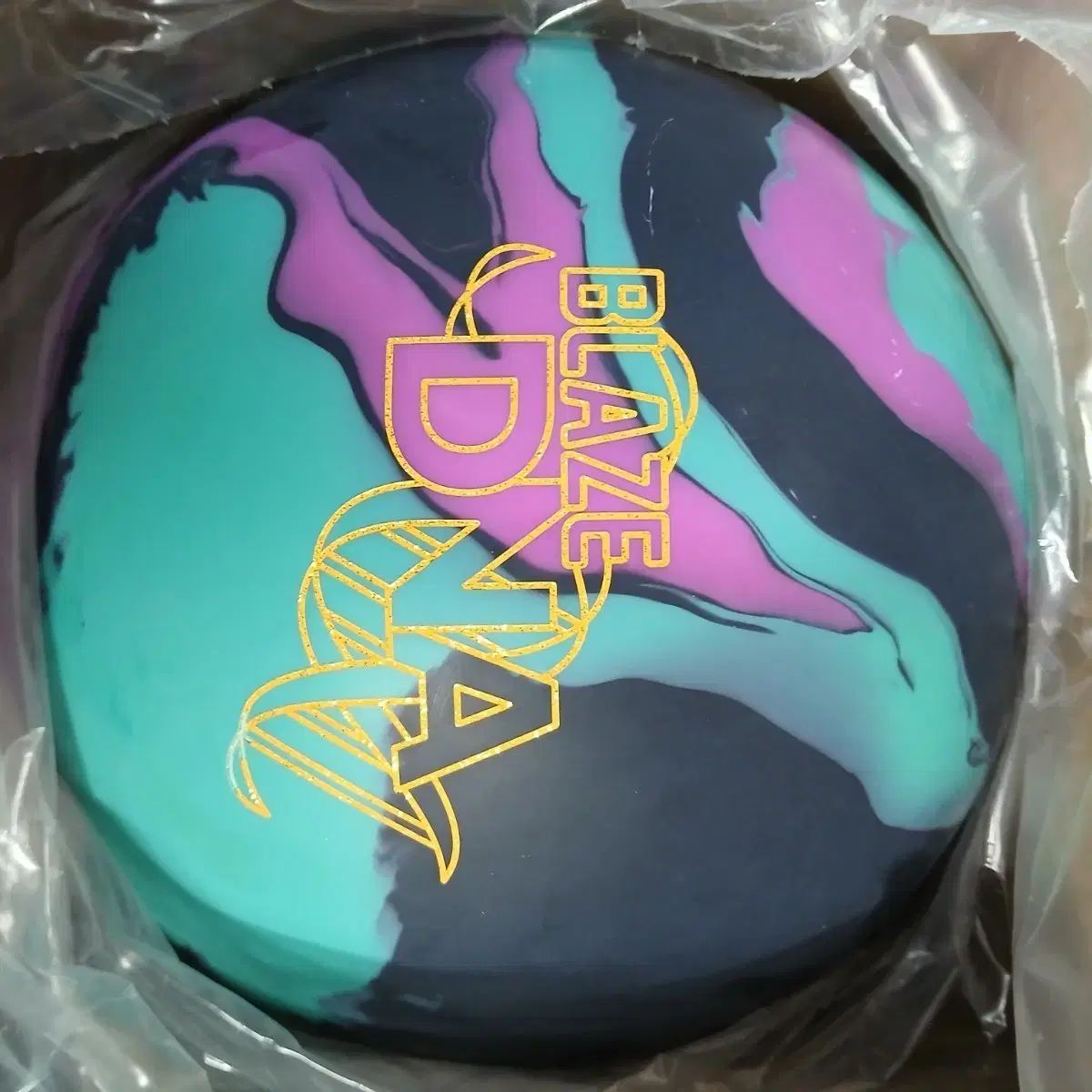 ストーム DNA ブレーザー 15パウンド ボーリングボール 公式球