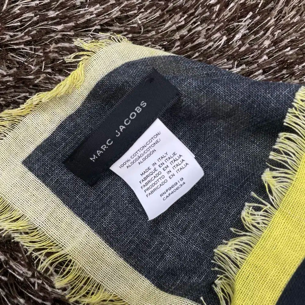 スムーズな マークジェイコブス MARCJACOBS フラワー パータン コットン スカーフ