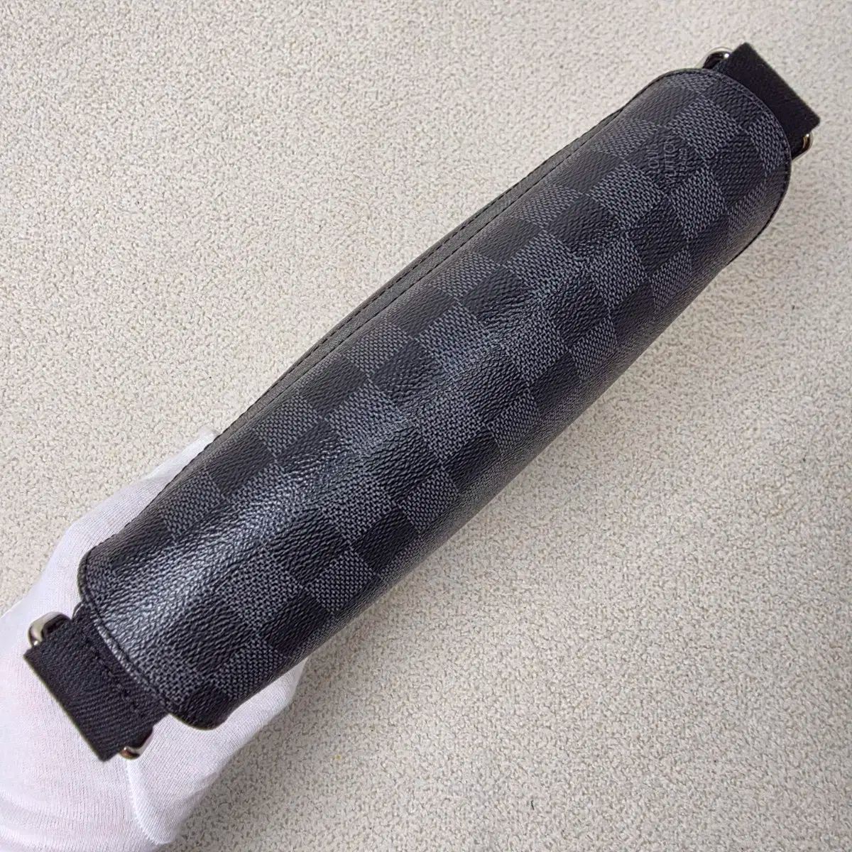 Louis Vuitton ディストリクト PM クロスバック