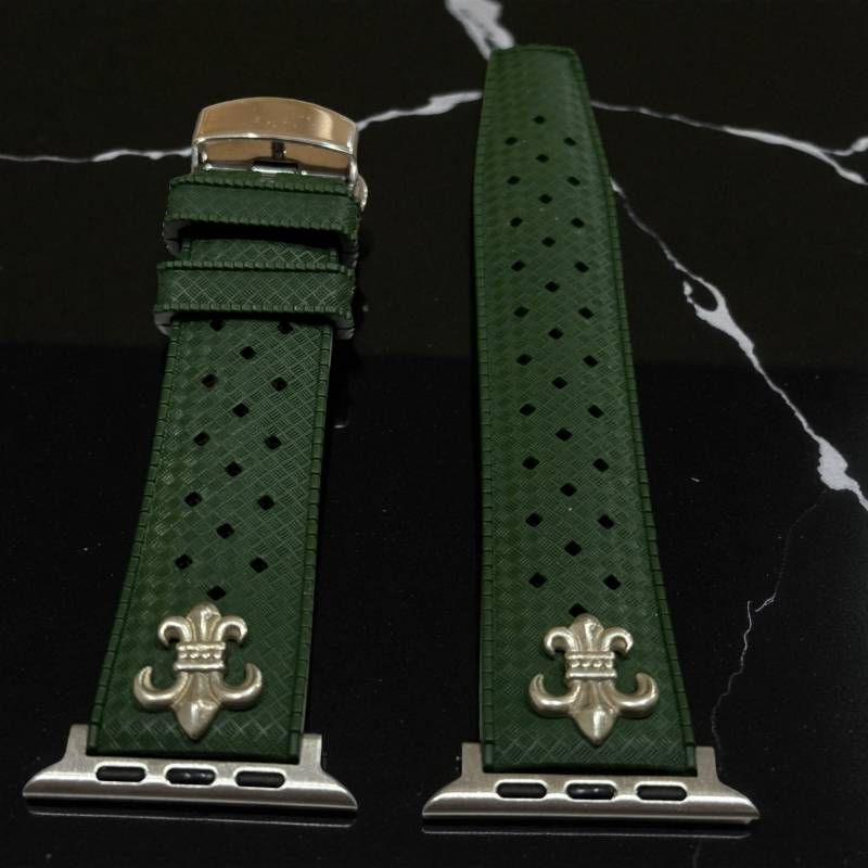 モスグリーン AppleWatch用フッ素ラバー バンド 百合 紋章 コンチョ