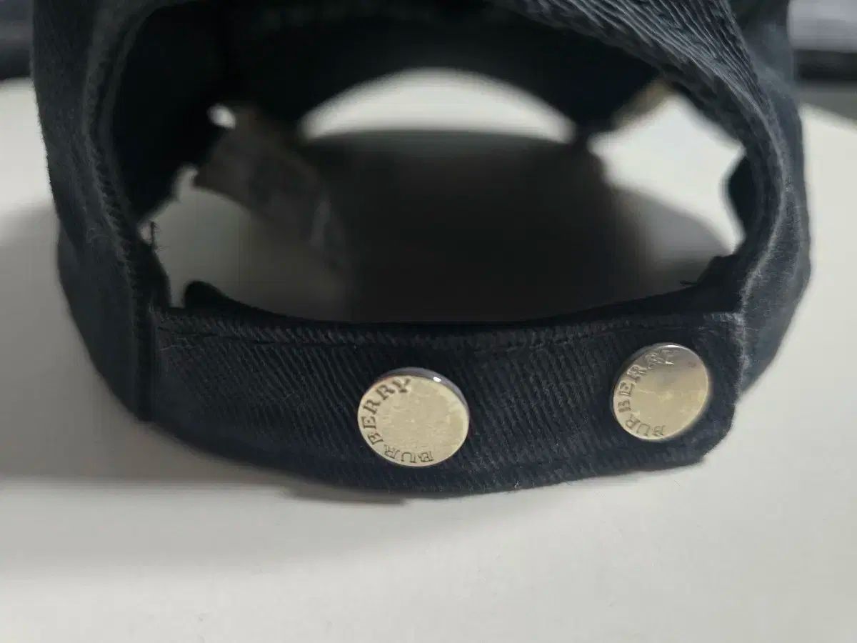 バーバリー ベースボールキャップ M