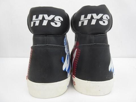 ハイカットスニーカー