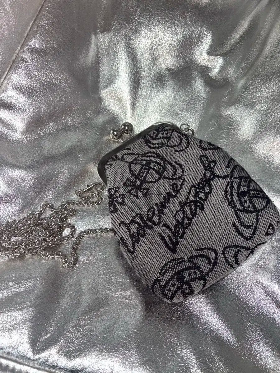 VIVIENNE WESTWOOD ヴィヴィアン ウエストウッド トゥーバッグ チェーンバッグ