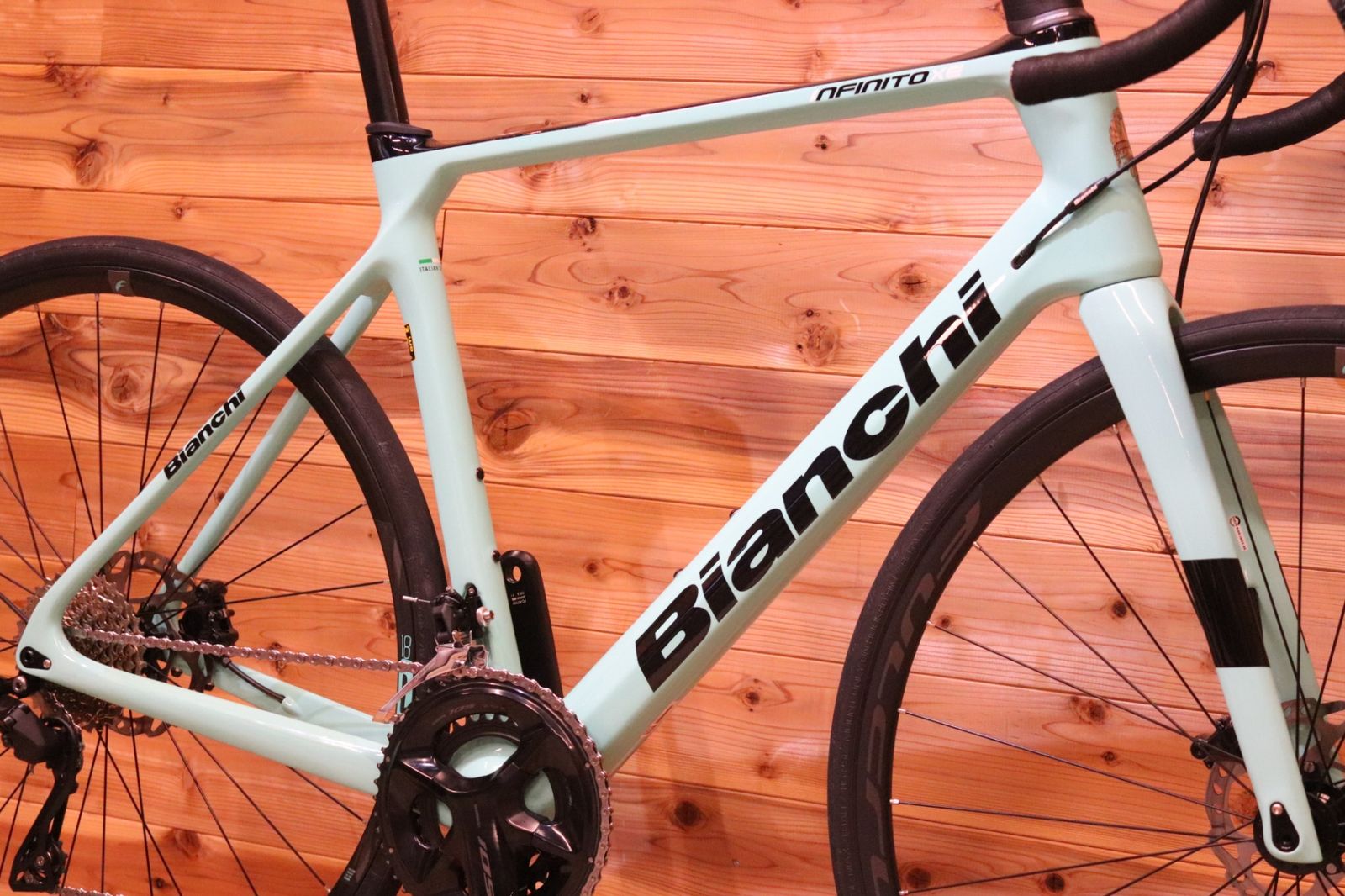 ビアンキ BIANCHI インフィニート INFINITO XE DISC 57サイズ シマノ 105 R7120 12S カーボン ロードバイク 広島店