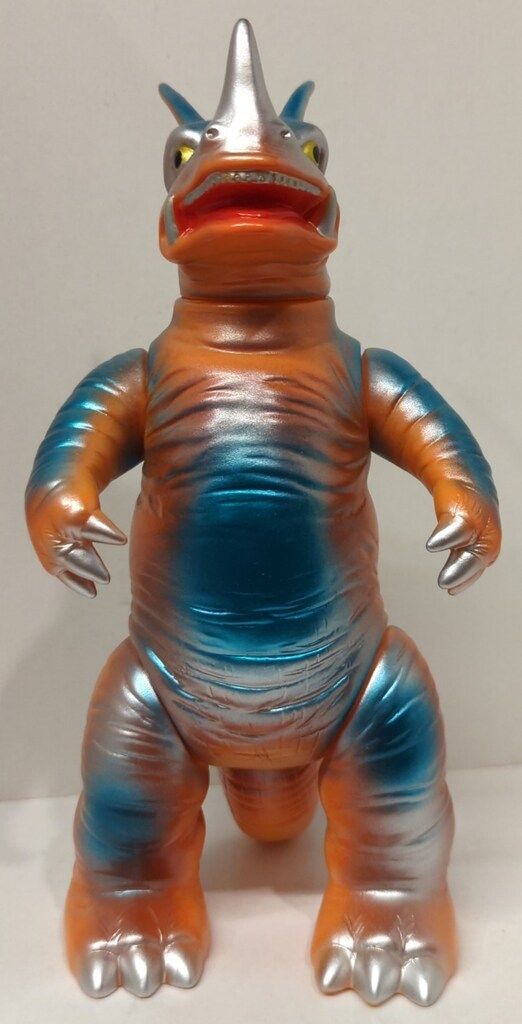 ブルマァク ブルマァクの怪獣シリーズ ウルトラマン ネロンガ 肌色成型 オレンジ塗装
