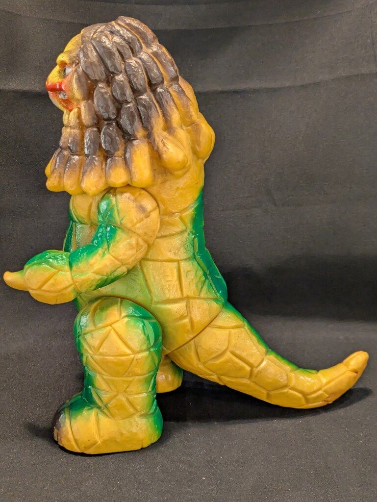 ブルマァク ブルマァクの怪獣シリーズ ダンガー 約190 mm 山吹色成型に茶と緑 190