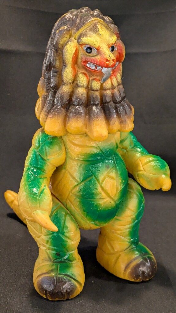 ブルマァク ブルマァクの怪獣シリーズ ダンガー 約190 mm 山吹色成型に茶と緑 190