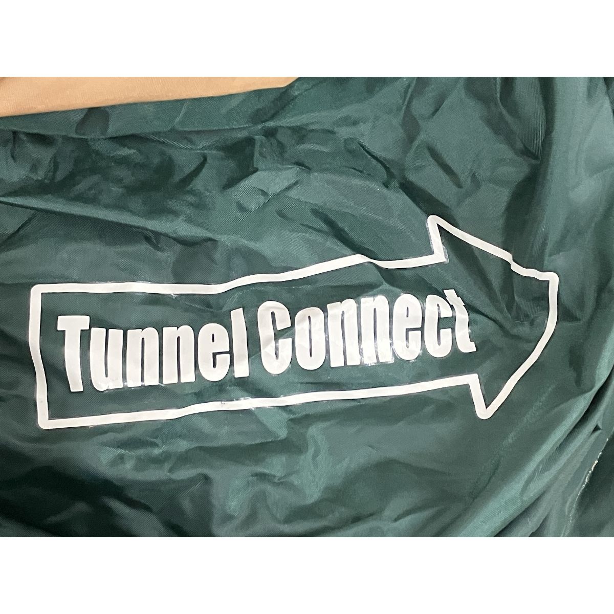 TUNNEL