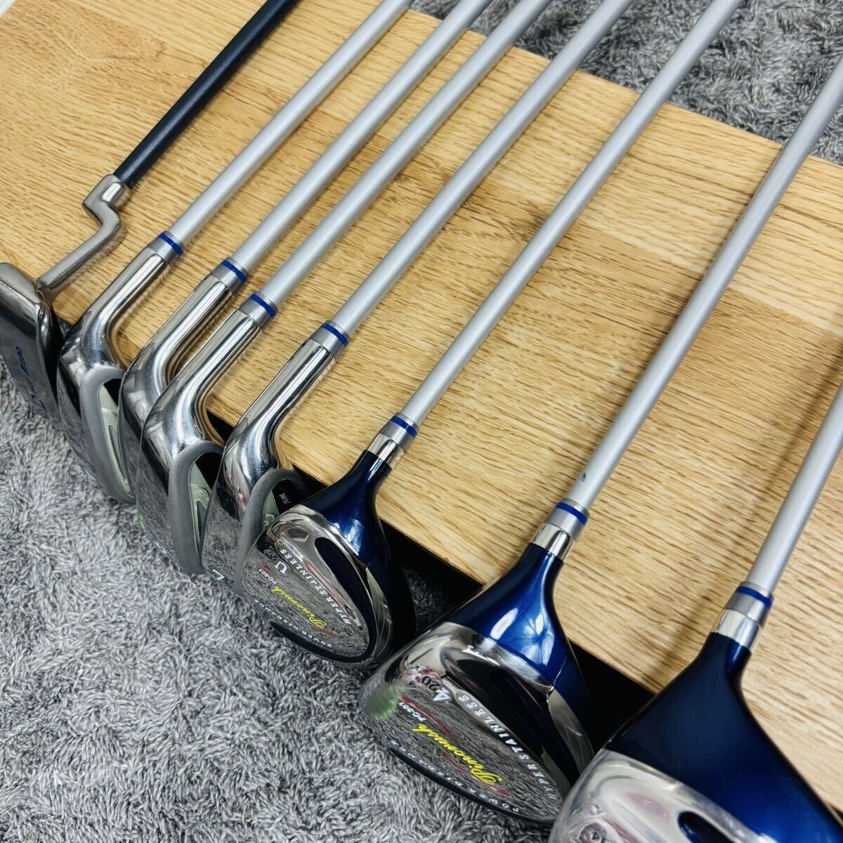 ピンクラッシュ レディース ゴルフセット 8本 右手 PC-901 フレックス L PINCRUSH FLEX 入門 キャディバッグ 右 右利き