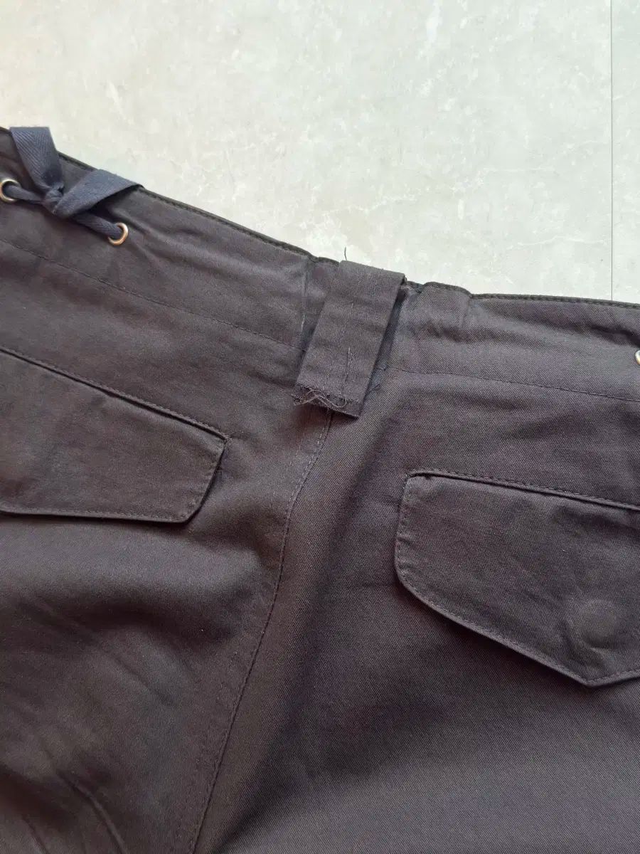 NACHE ナチェ ストラップカーゴパンツ